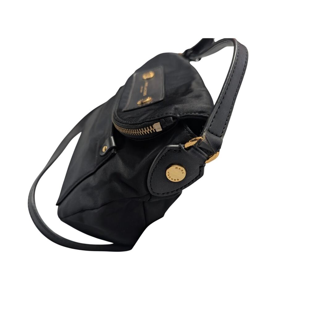 MARC JACOBS! LUXE BLACK SATEEN, GOLD HARDWARE, ZIPPER TOP CROSSBODY, PURSE, BAG! - Picture 14 of 14
